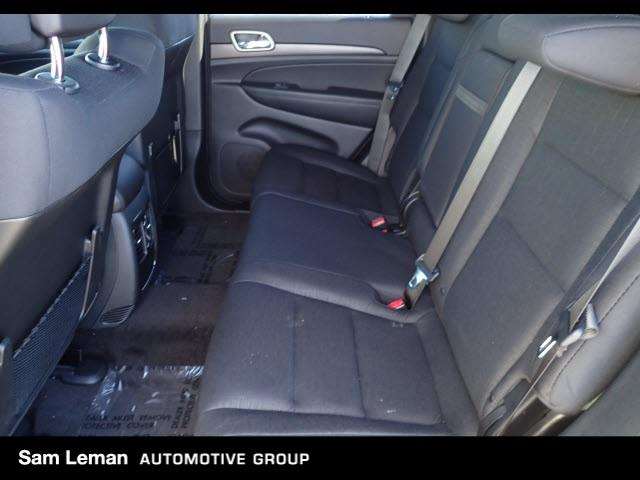 2017 Jeep Grand Cherokee 4x2 Laredo 4dr SUV